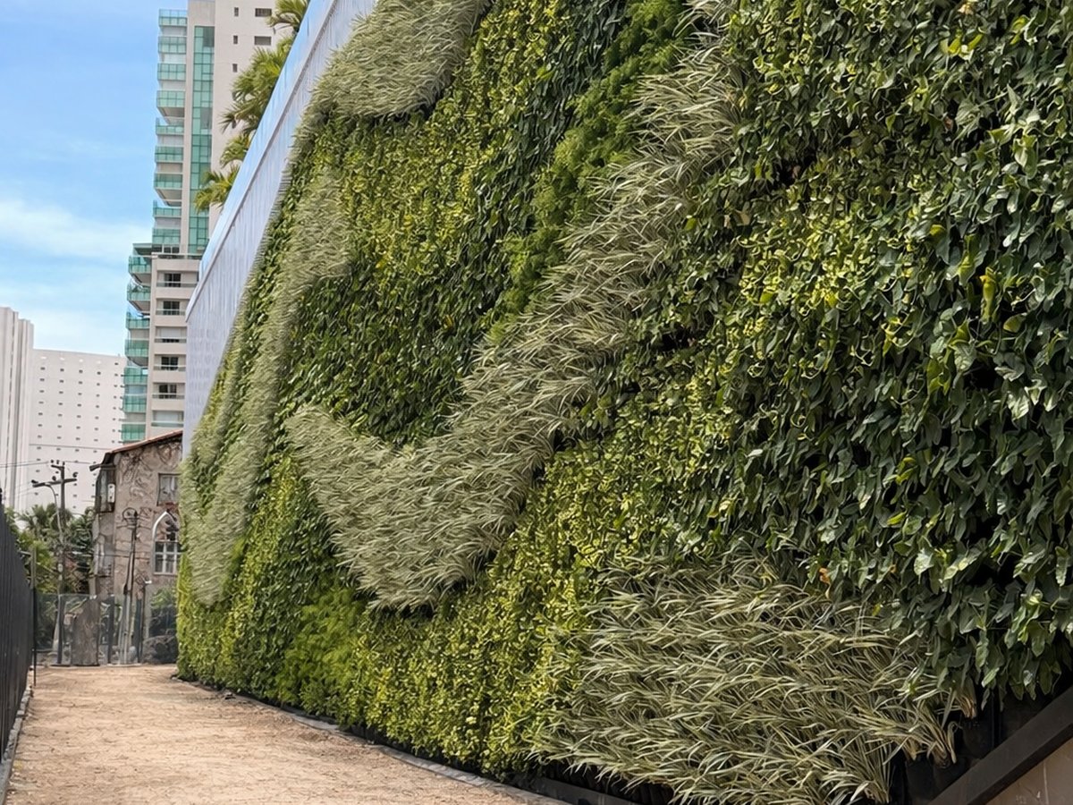 EPIC · Construtora Diagonal · 1250m² · Maior jardim vertical corporativo do Brasil